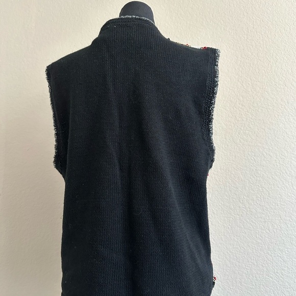 Marisa Canvas Multicolor Patterned Knit Vest Button Front S/M, Fair, Festival - Picture 6 of 8